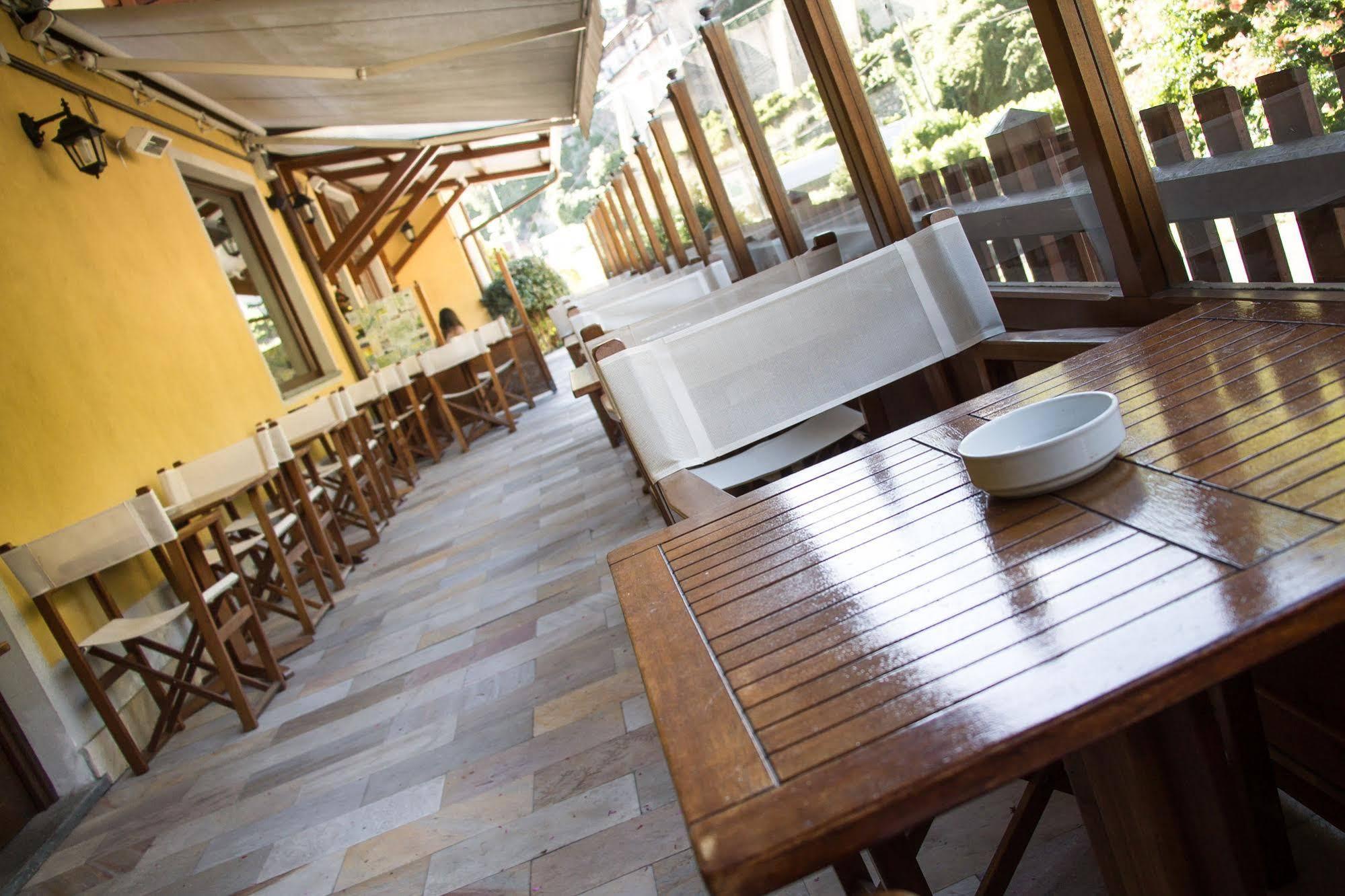 Crabun Hotel Pont-Saint-Martin Exterior foto